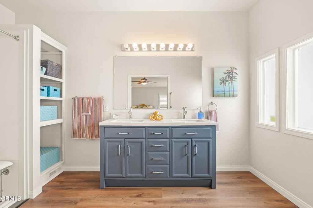 1215 Anchors Way Drive 129