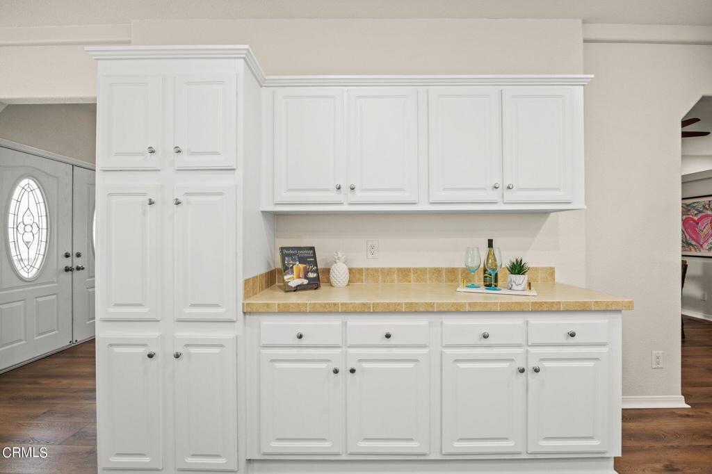 1215 Anchors Way Drive 129