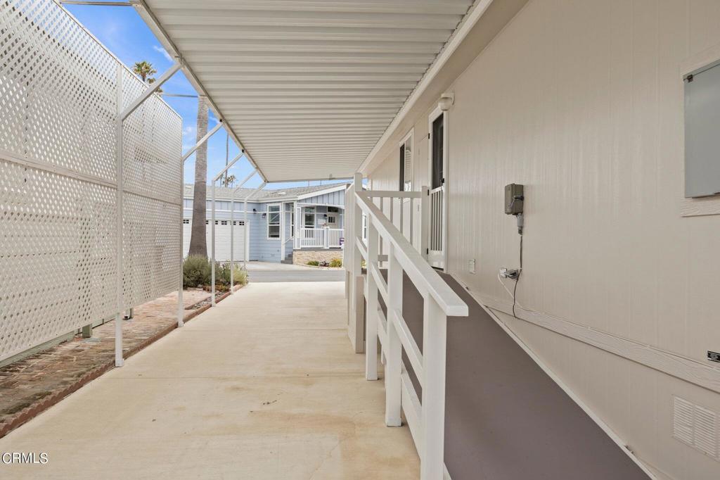 1215 Anchors Way Drive 129