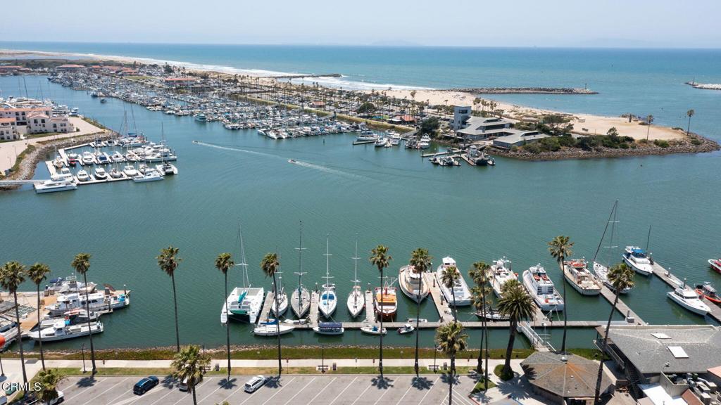 1215 Anchors Way Drive 129