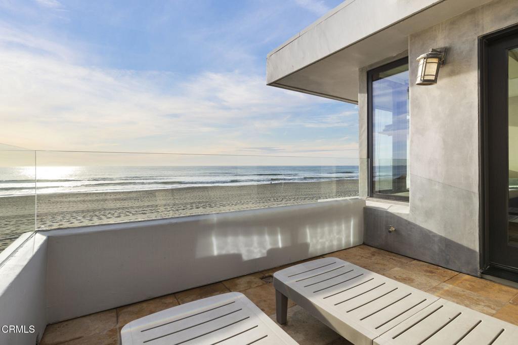 1417 Marine Way