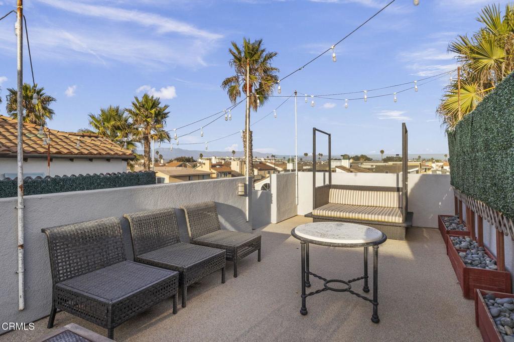 1417 Marine Way