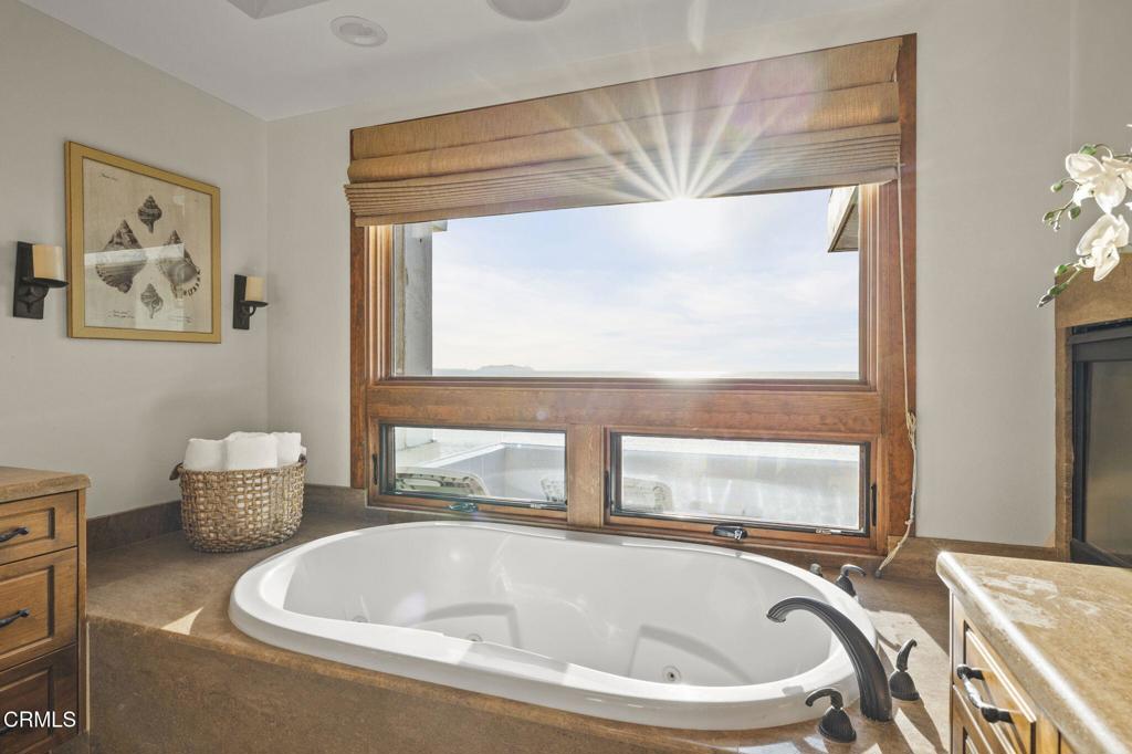 1417 Marine Way