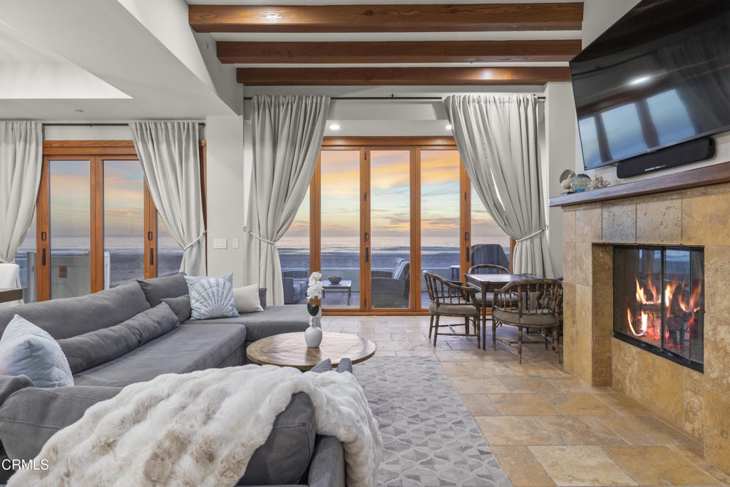1417 Marine Way