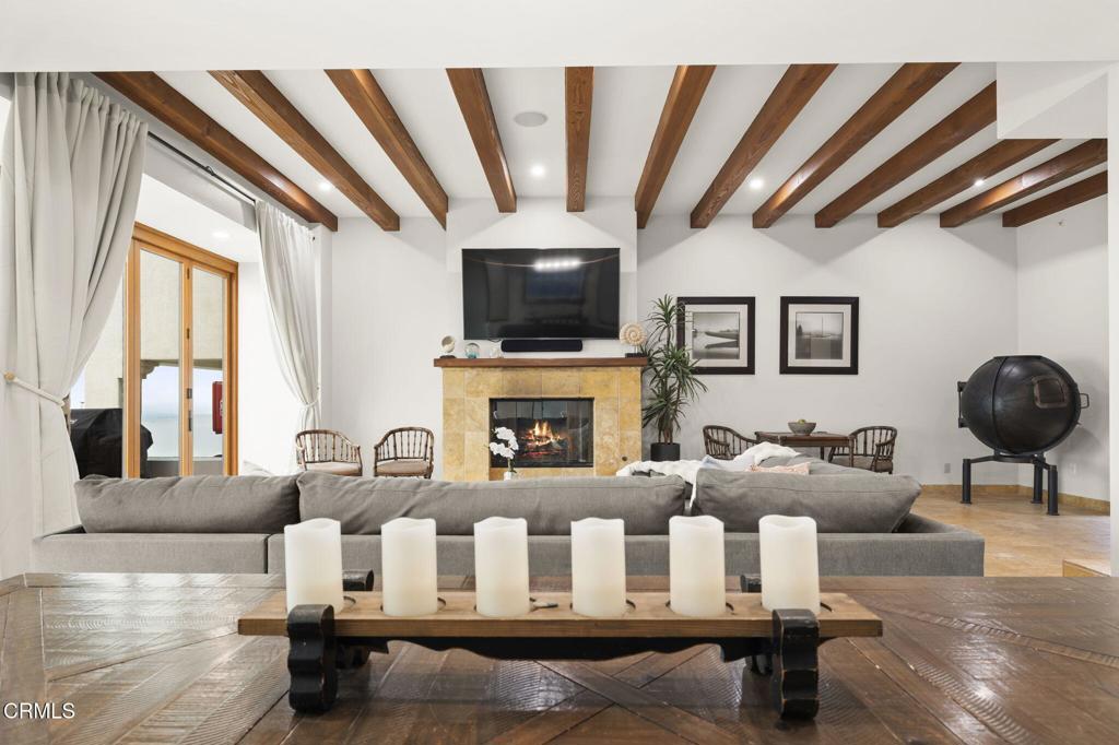 1417 Marine Way