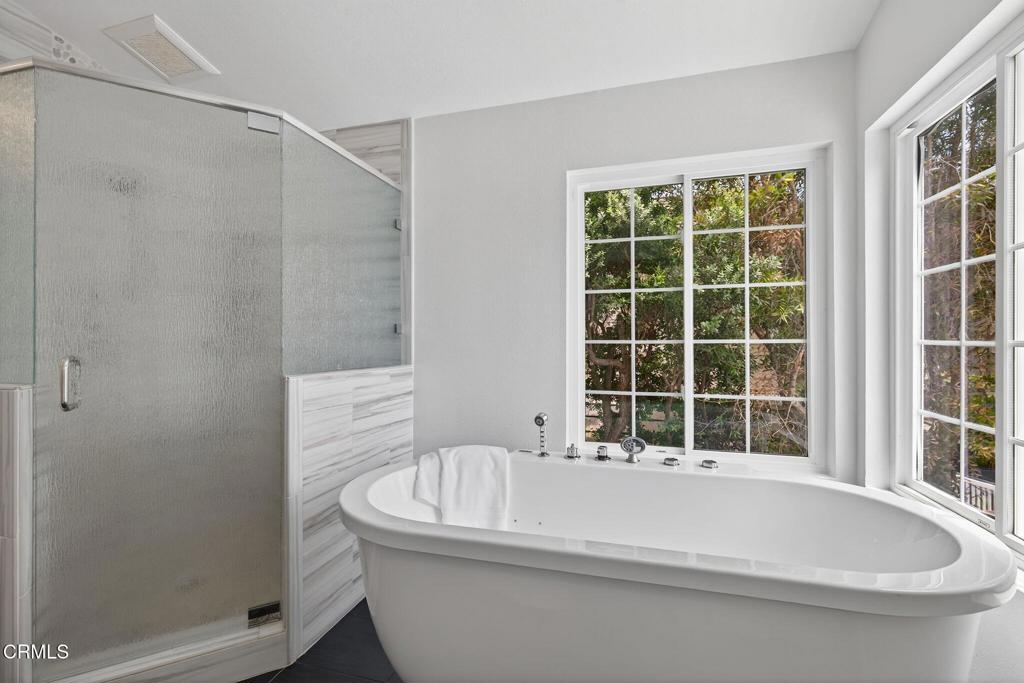 676 Pacific Cove Drive