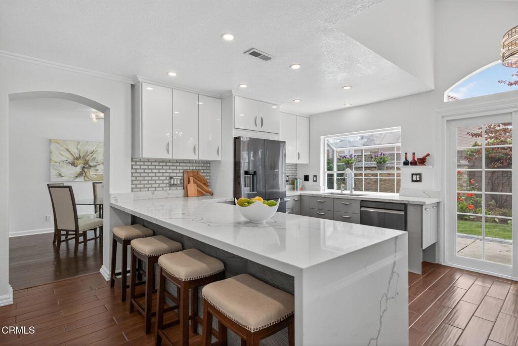 676 Pacific Cove Drive