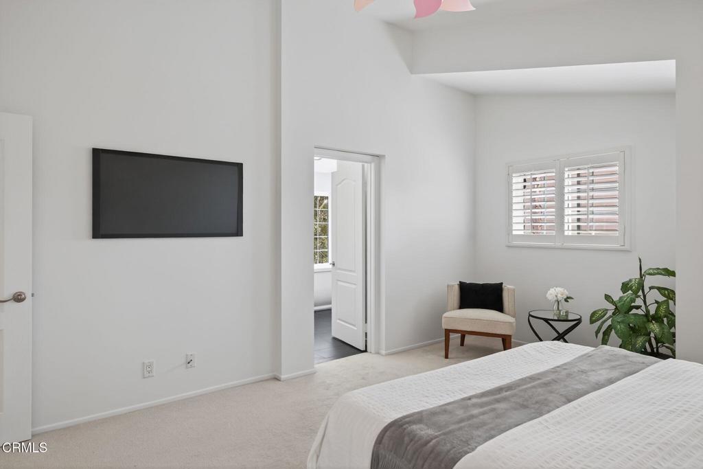 676 Pacific Cove Drive