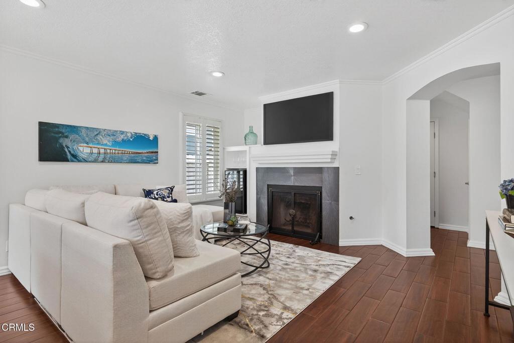 676 Pacific Cove Drive