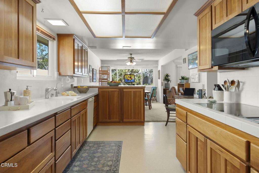 4907 Island View Street