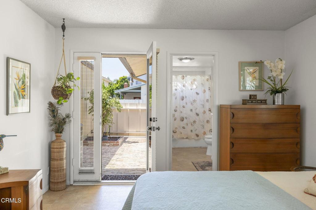 4907 Island View Street