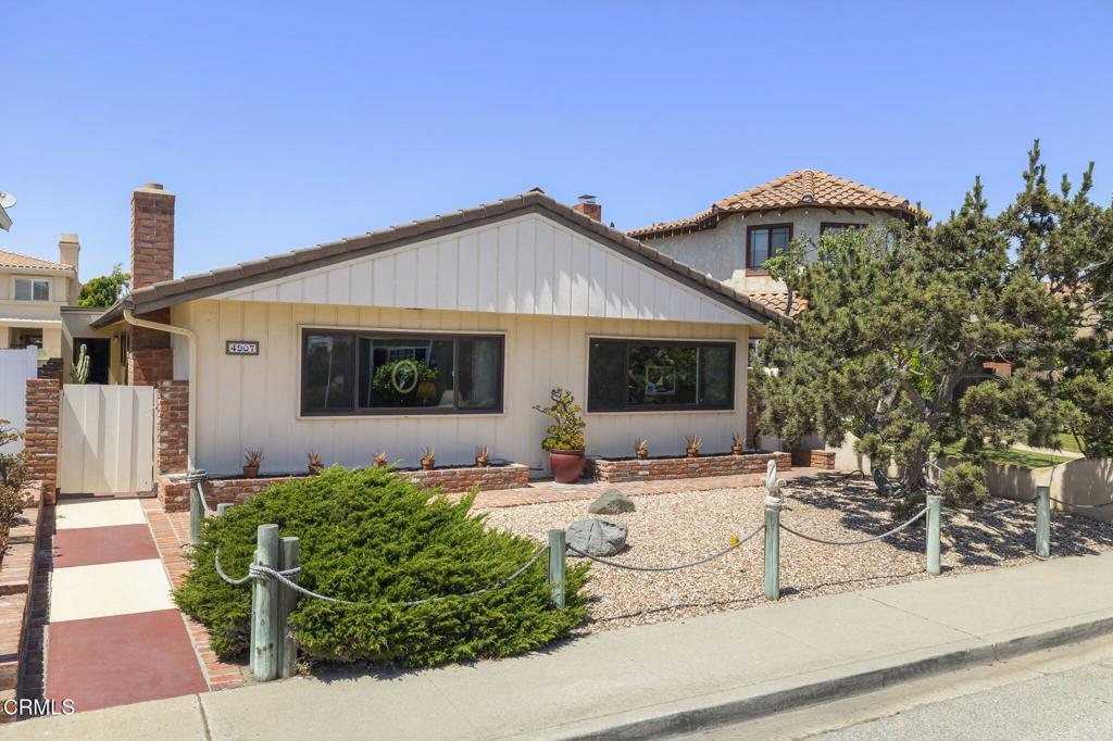 4907 Island View Street