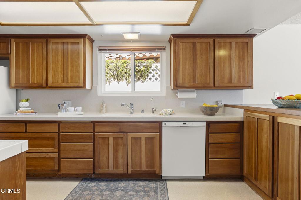 4907 Island View Street