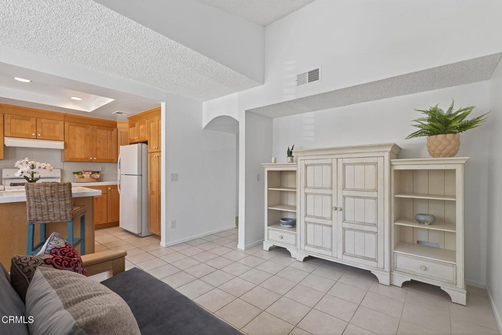 4993 Telephone Road