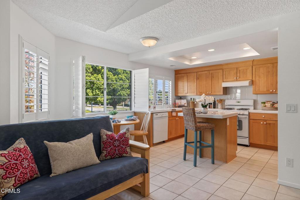 4993 Telephone Road