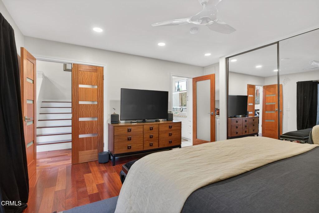 3712 Via Pacifica Walk