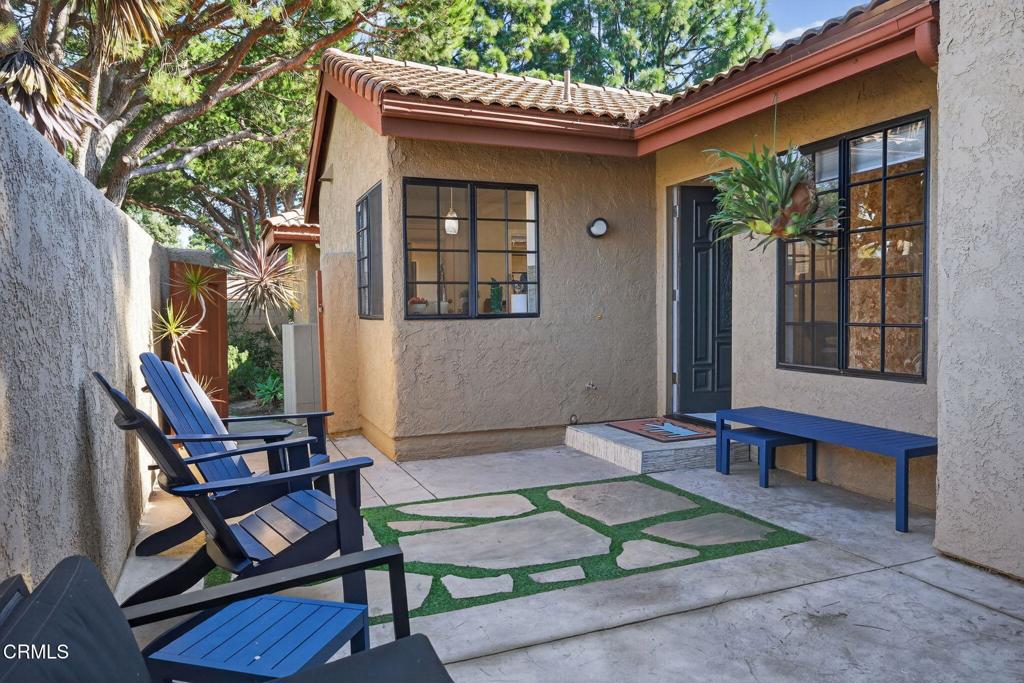 3712 Via Pacifica Walk