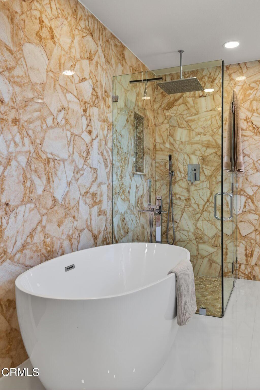 3712 Via Pacifica Walk