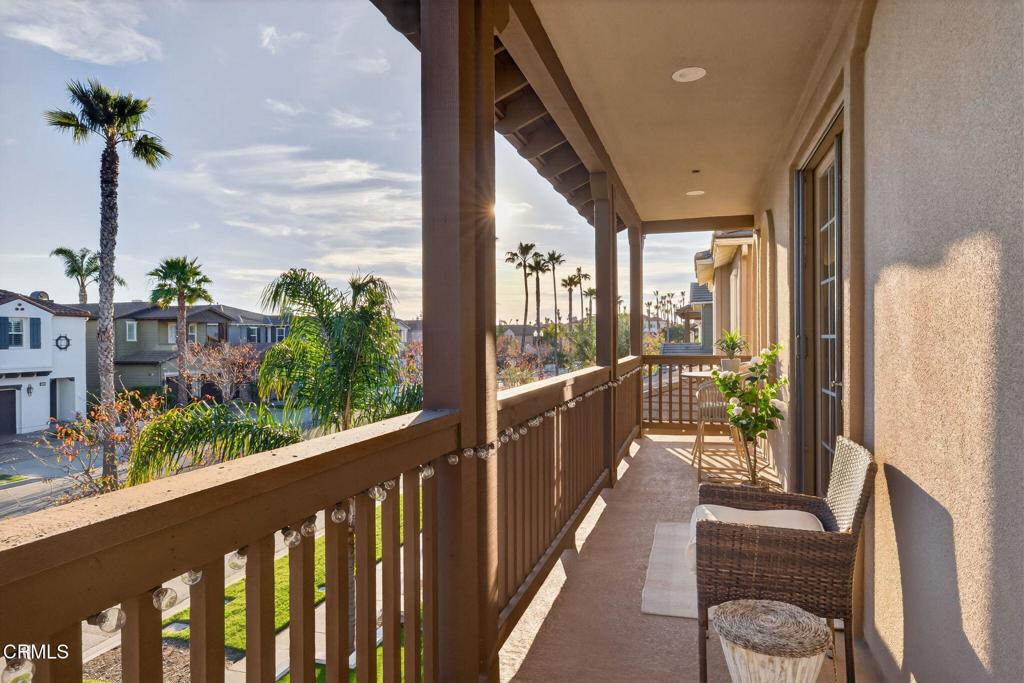 4045 Harbour Island Lane