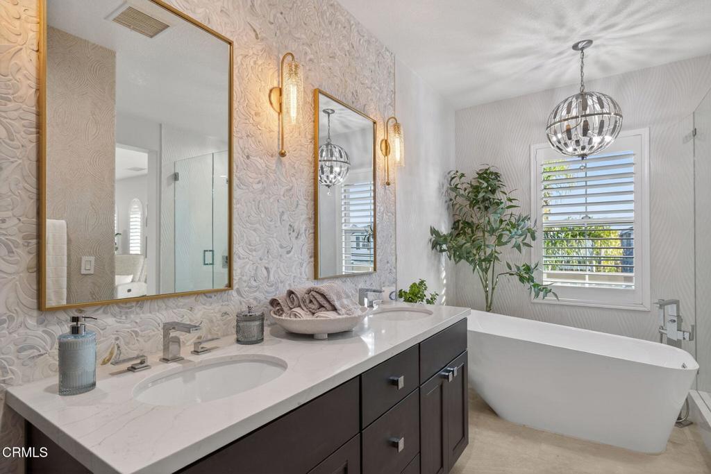 4045 Harbour Island Lane