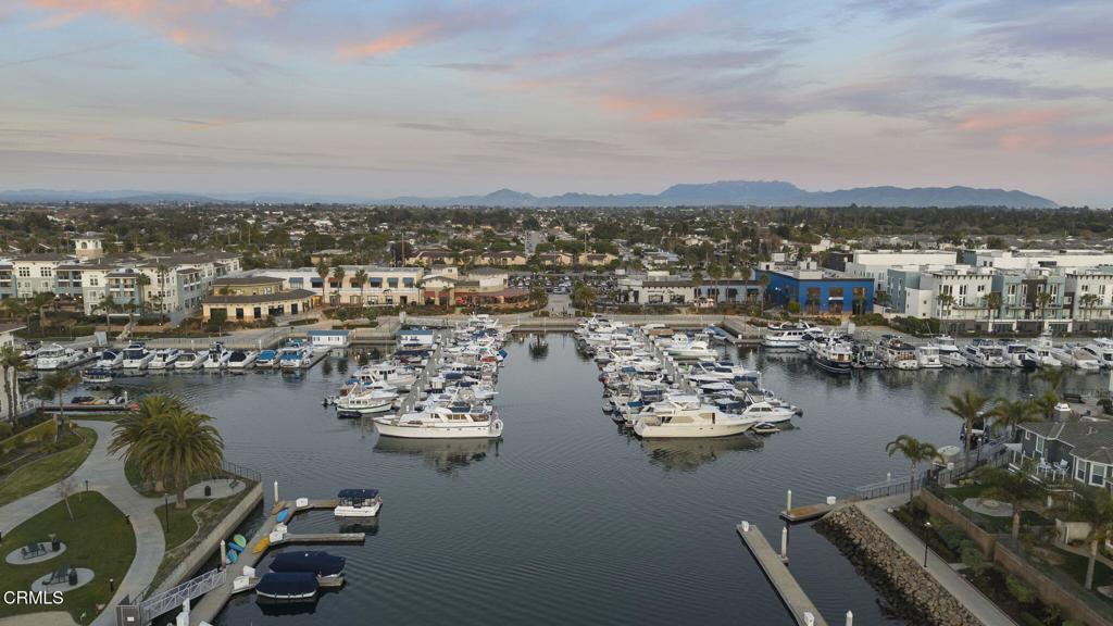 4045 Harbour Island Lane