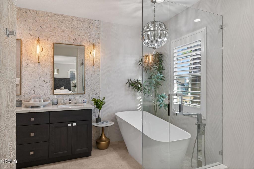 4045 Harbour Island Lane