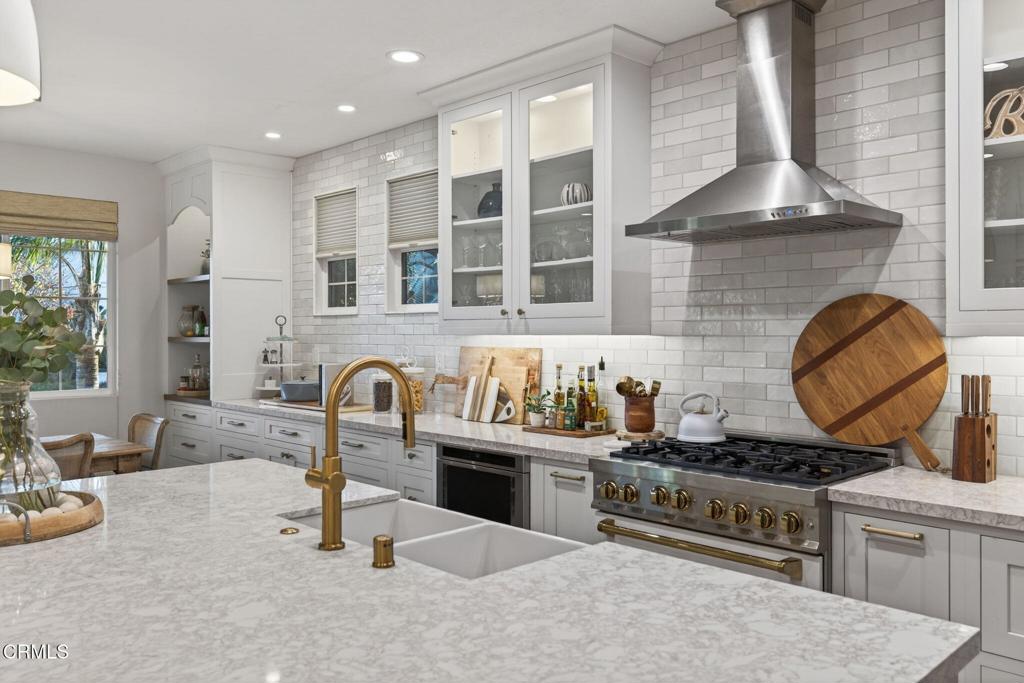 4045 Harbour Island Lane