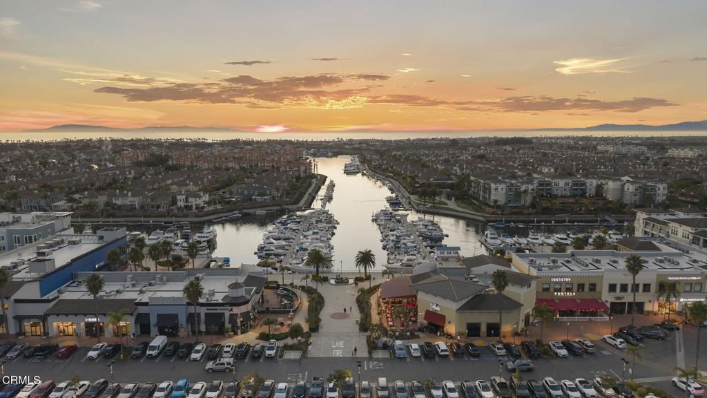 4045 Harbour Island Lane