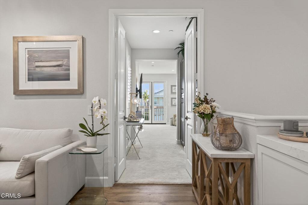 4045 Harbour Island Lane