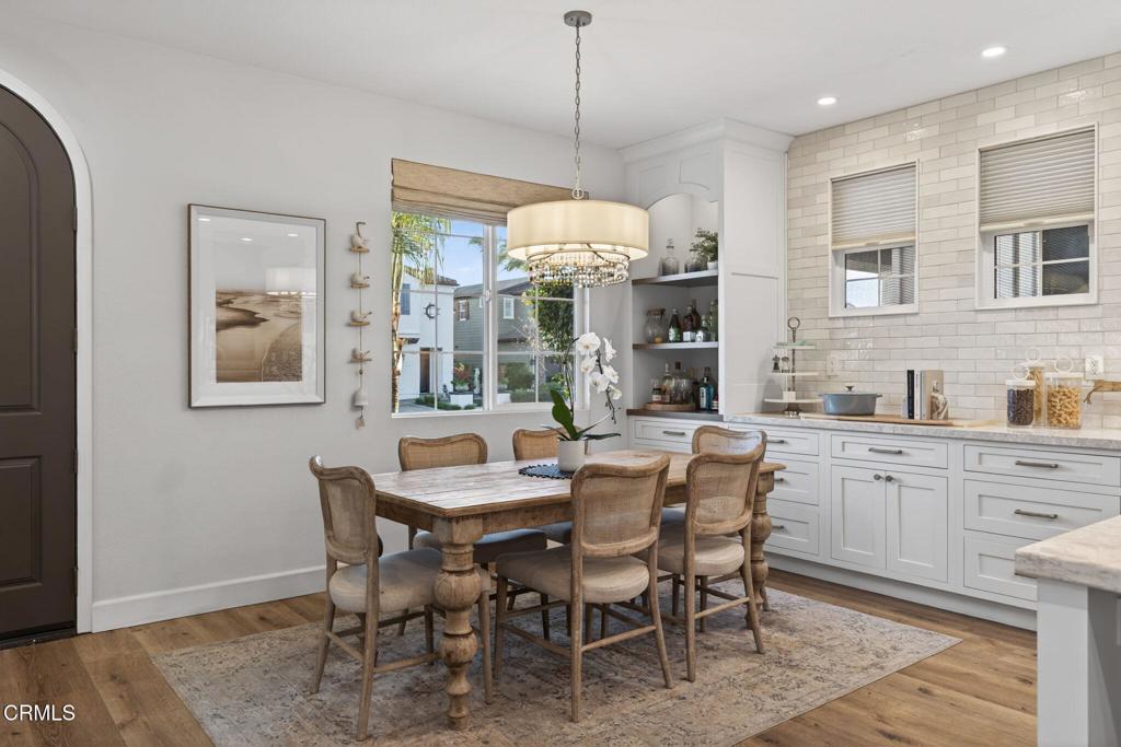 4045 Harbour Island Lane