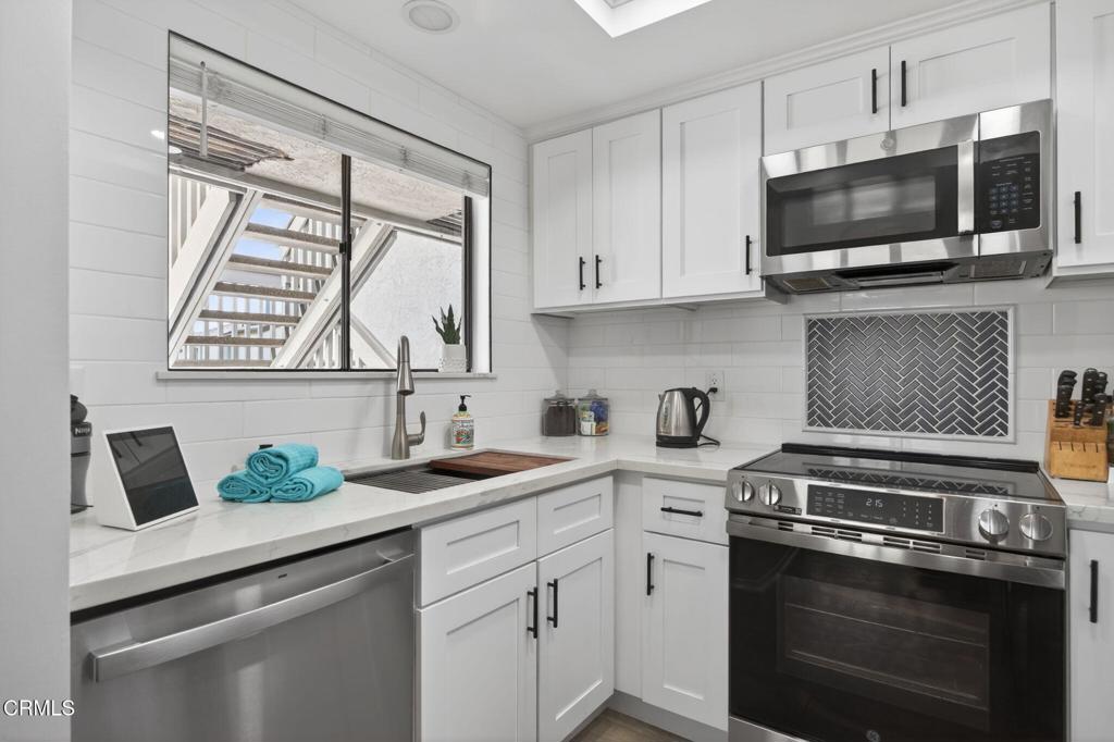 2955 Harbor Boulevard