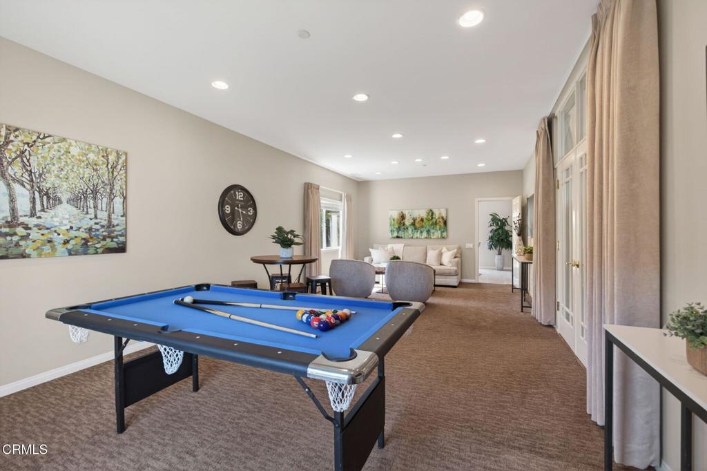 424 Roosevelt Court