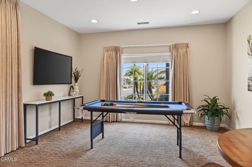 424 Roosevelt Court