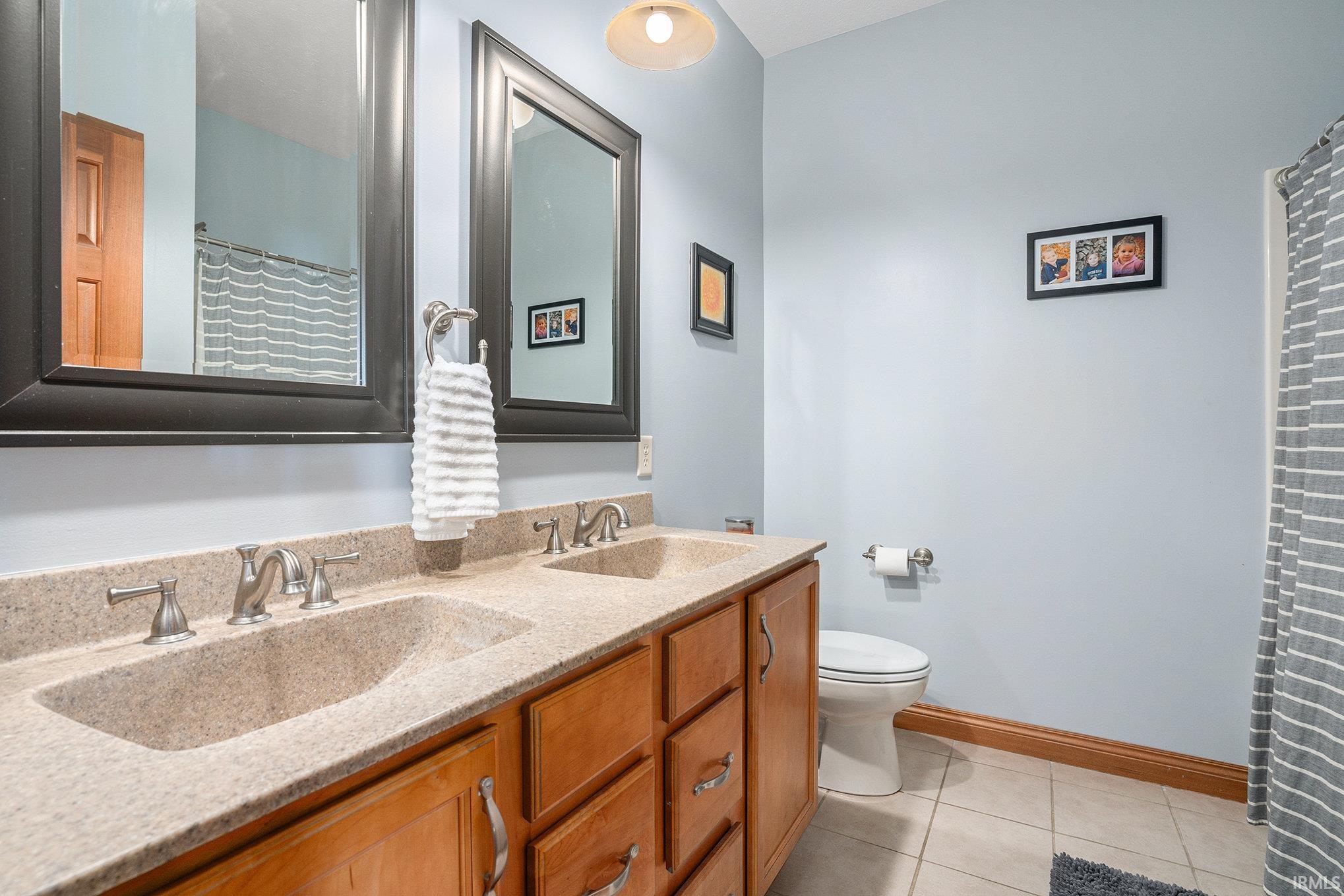 11334 Fishers Pond