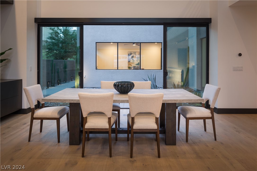 16 Canyon Shores Place