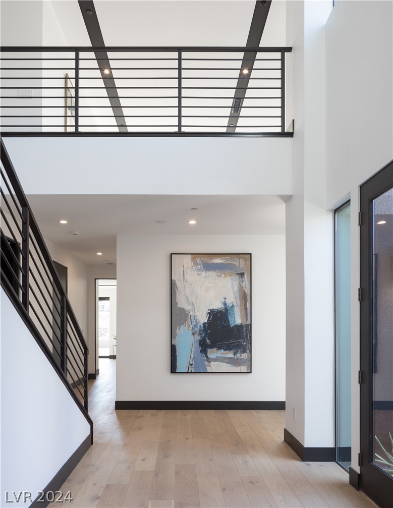 16 Canyon Shores Place