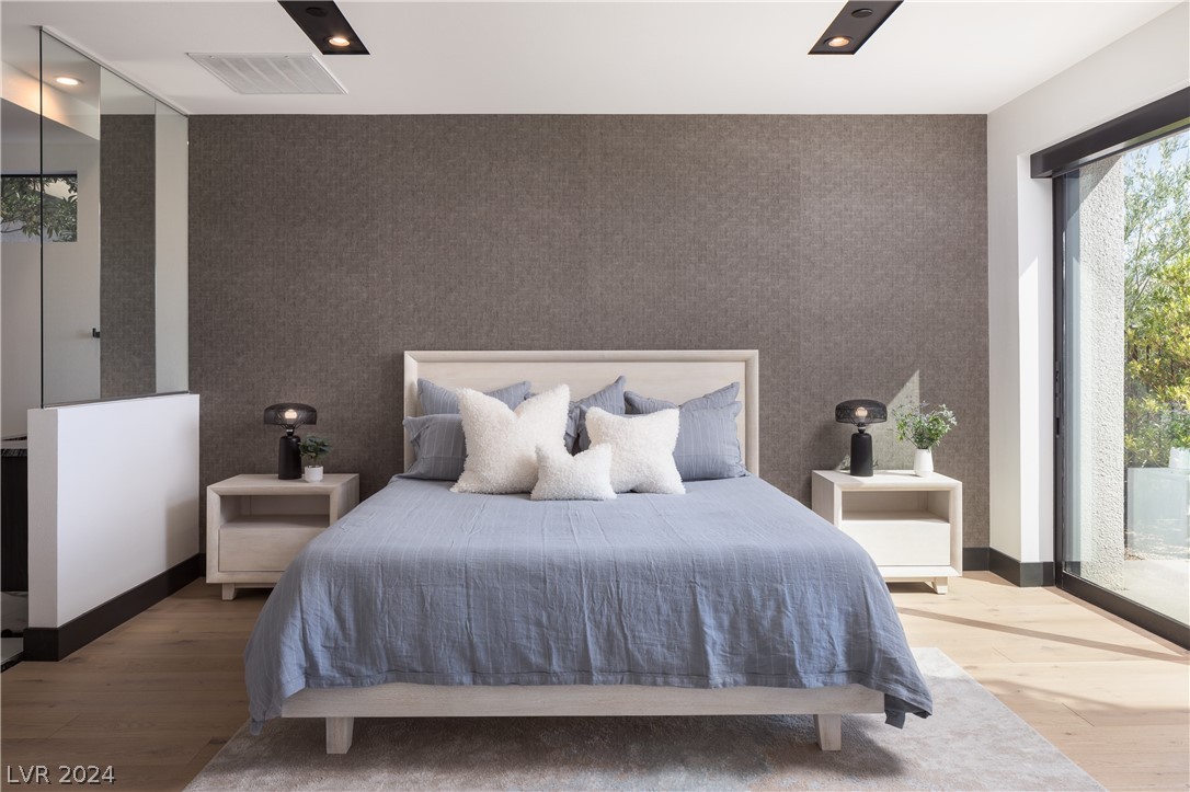 16 Canyon Shores Place