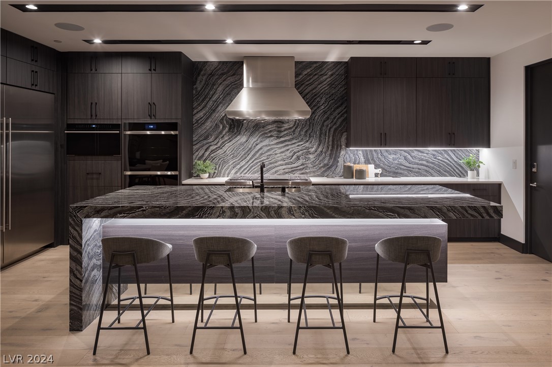 16 Canyon Shores Place