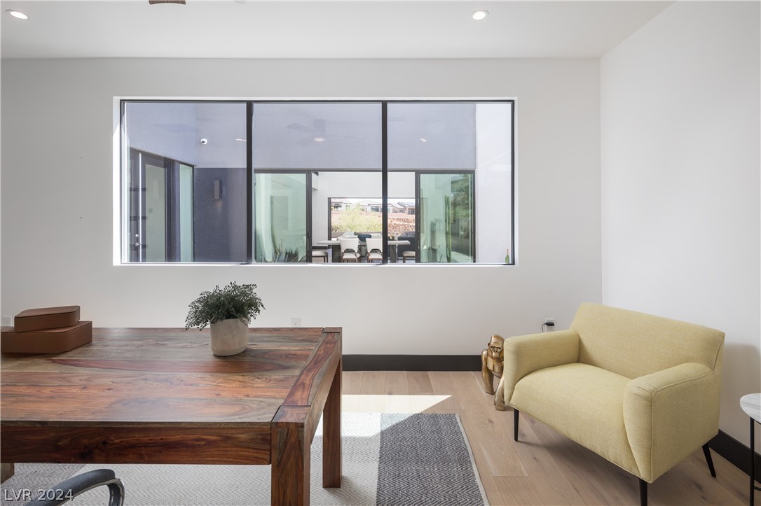 16 Canyon Shores Place