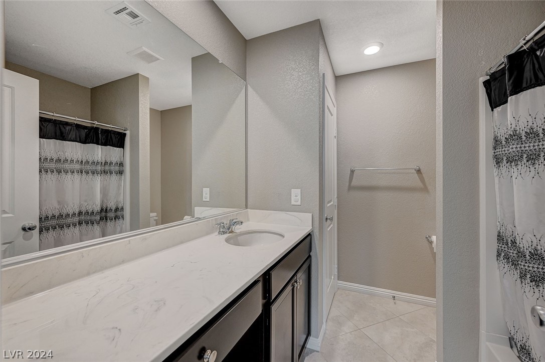 2257 Perugia Point Walk