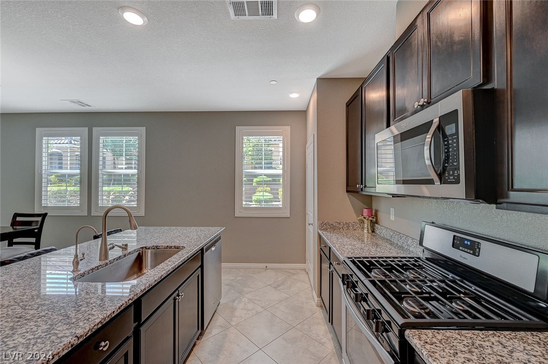 2257 Perugia Point Walk