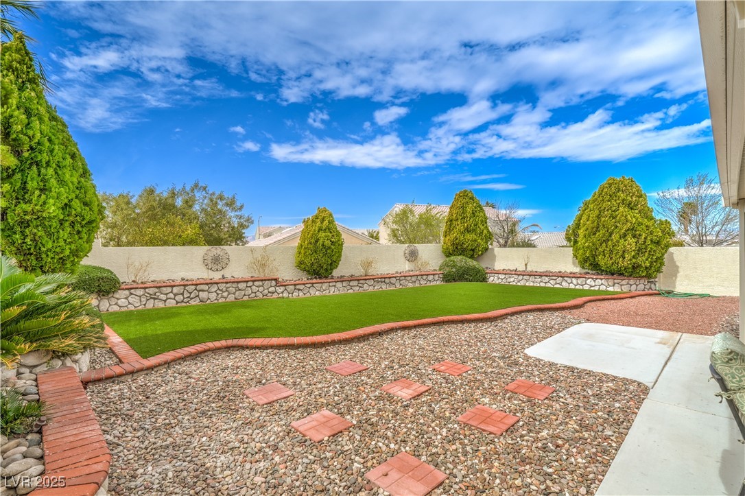 2501 Foxmoore Court