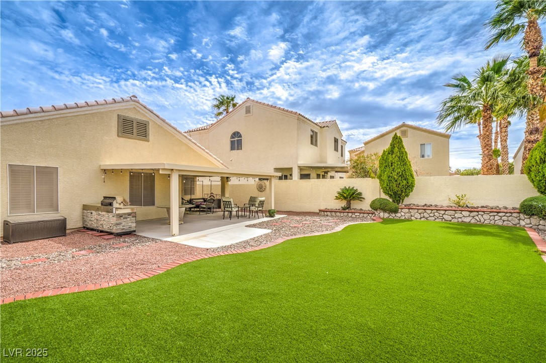 2501 Foxmoore Court