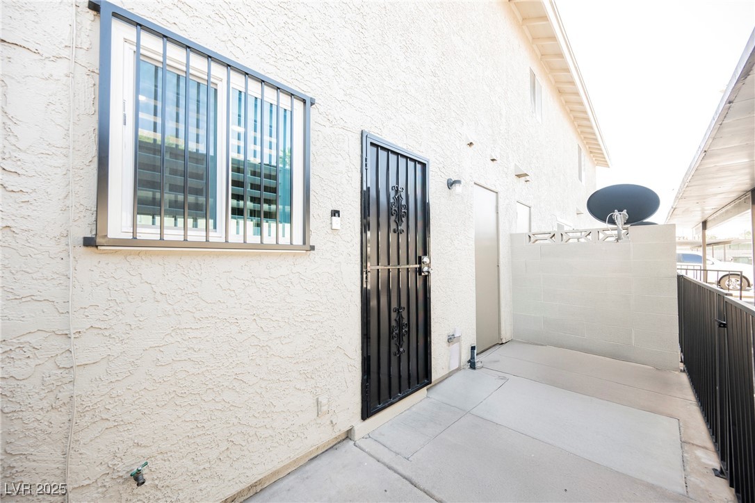 595 Sellers Place