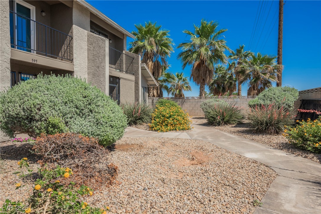 595 Sellers Place