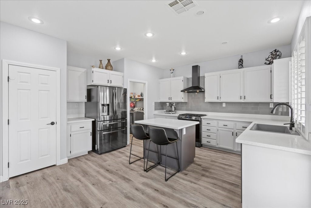 2511 Stanwood Avenue