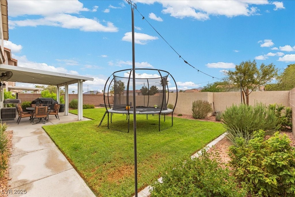 2511 Stanwood Avenue