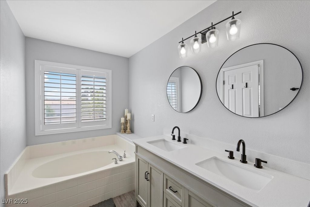 2511 Stanwood Avenue