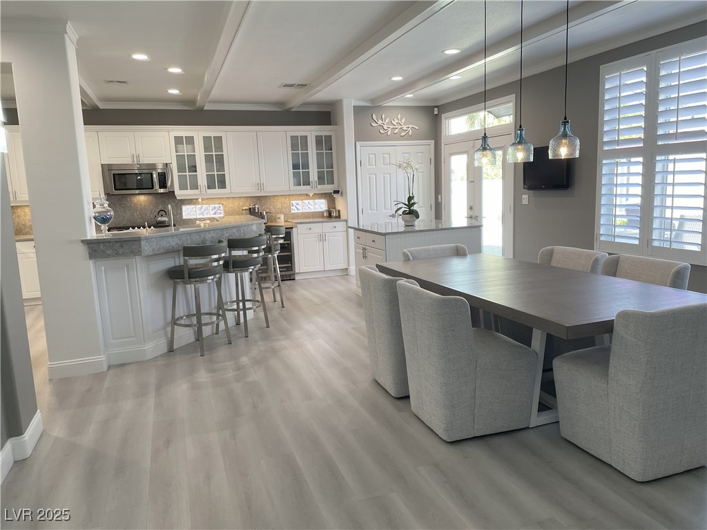 314 Lindbrook Street