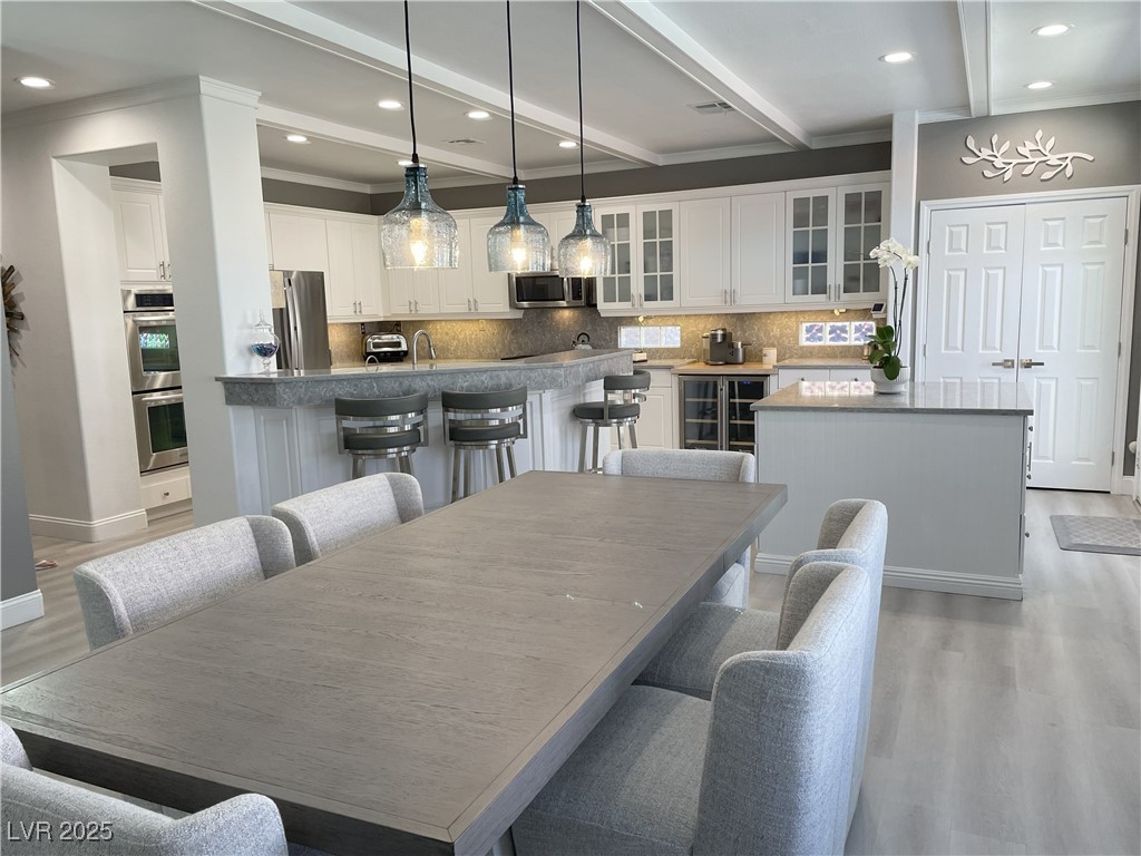 314 Lindbrook Street